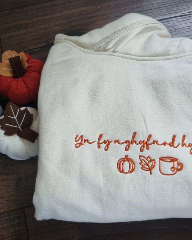 Yn Fy Nghyfnod Hydref Embroidered Hoodie - Welsh Women's Clothing