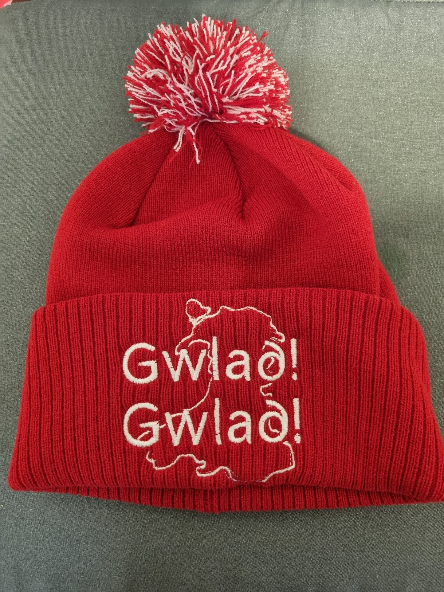 Gwlad! Gwlad! Embroidered Beanie Hat