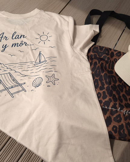 🌊 AR LAN Y MÔR T-SHIRT