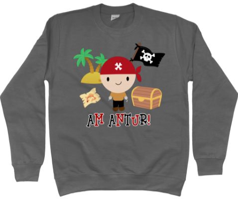 Gray sweatshirt with a pirate design and the text 'Am Antur!' on it.