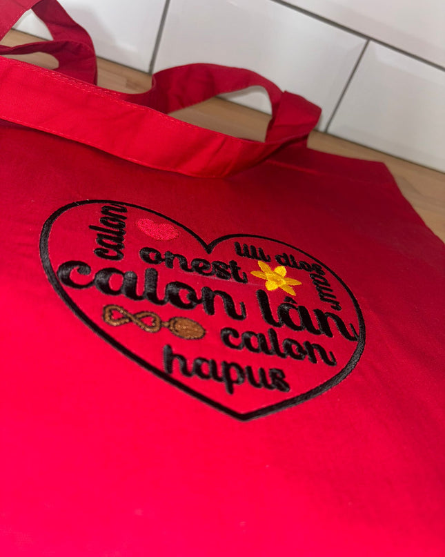 Bag Tote Clasurol Cymreig wedi'i frodio 'Calon Lân'