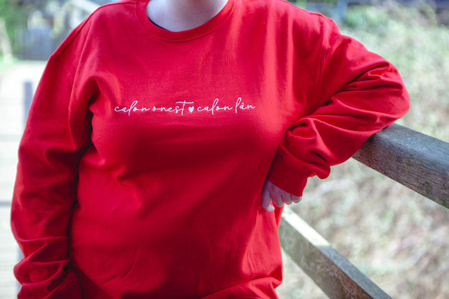 Calon Lân embroidered sweatshirt
