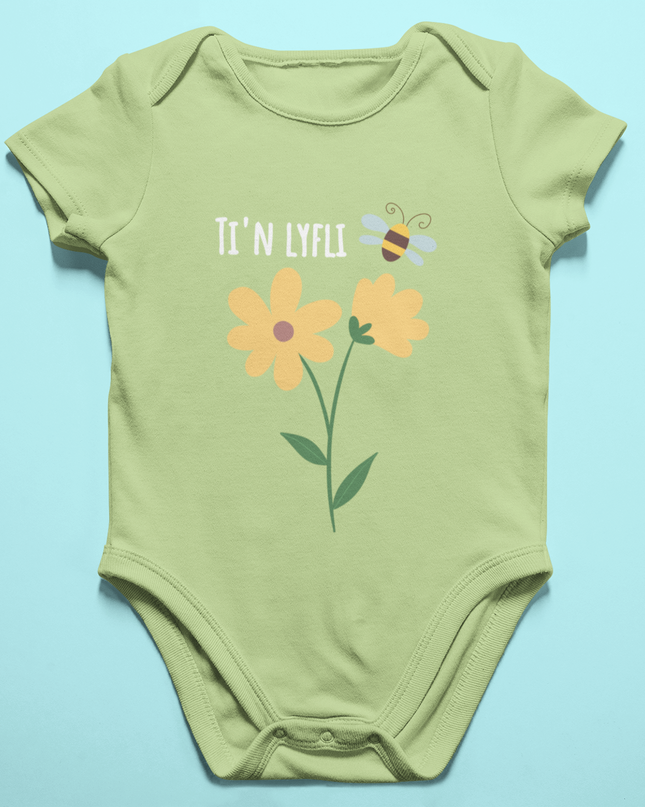 Ti'n Lyfli Welsh Babygrow