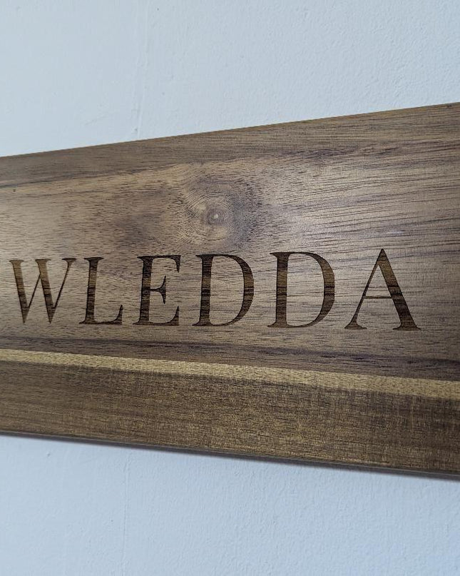 GWLEDDA Acacia Wood Serving Board