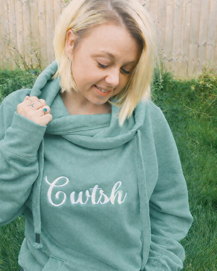 Cwtsh Premium Cross-neck Hoodie