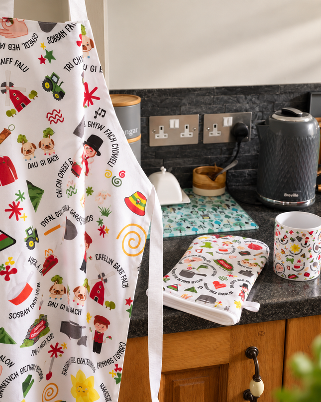 Cymru Kitchen Set | Welsh Kitchen Gift Set