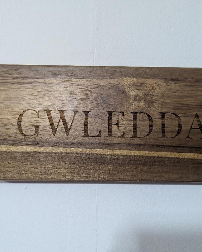 GWLEDDA Acacia Wood Serving Board